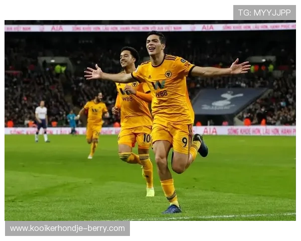 英超狼队近期逆转表现稳健，竞争力持续提升