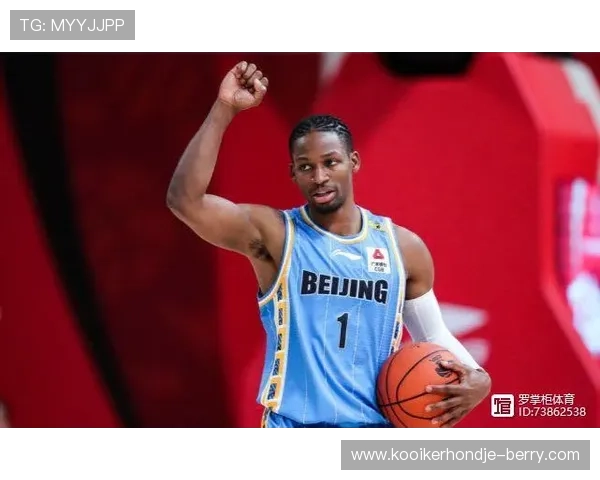 扎伊恩篮下强攻压制传统中锋 提升得分效率